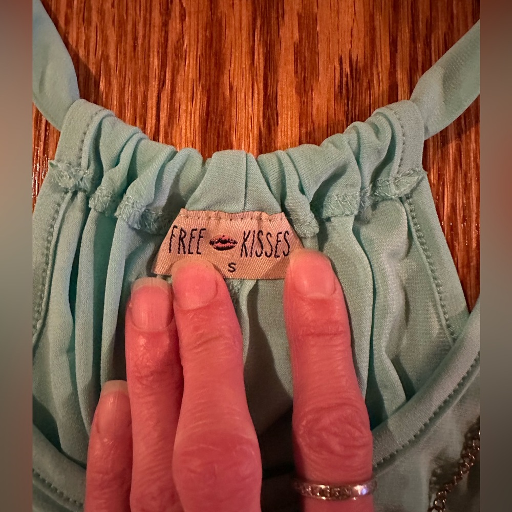Free Kisses Top
